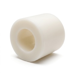 Gladde afstandsbus van kunststof, naturel polyamide PA6.6 Ø4,2x8mm voor schroef M4